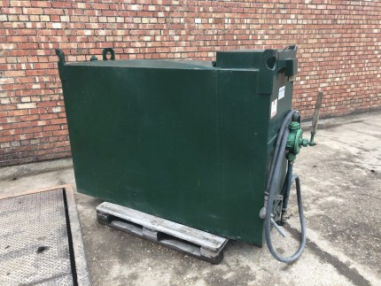 Wiles Fuel Tank
