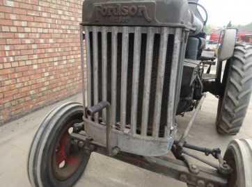 Fordson Major E27N