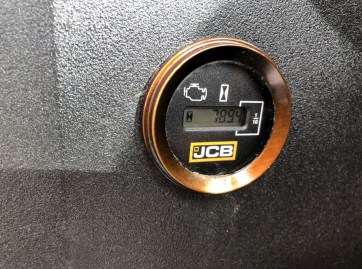 JCB 15C-1