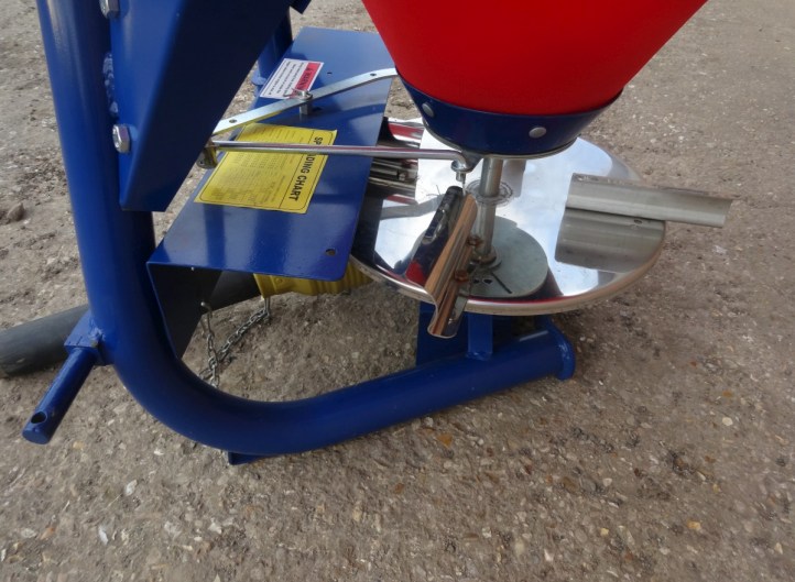 Gwaza Spreader