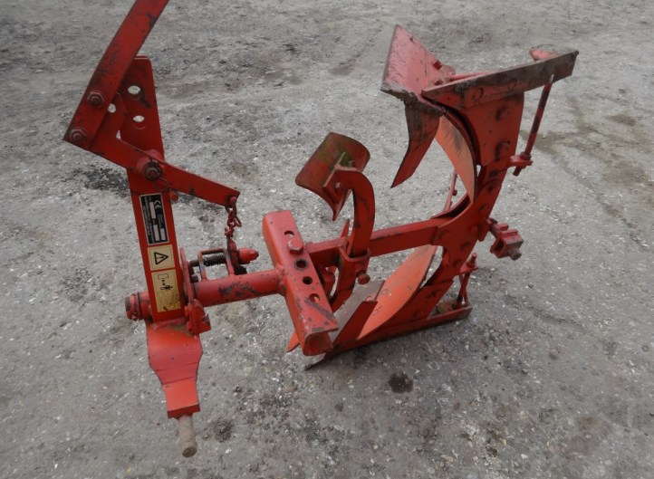 Single furrow plough