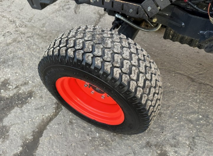 Kioti 2810