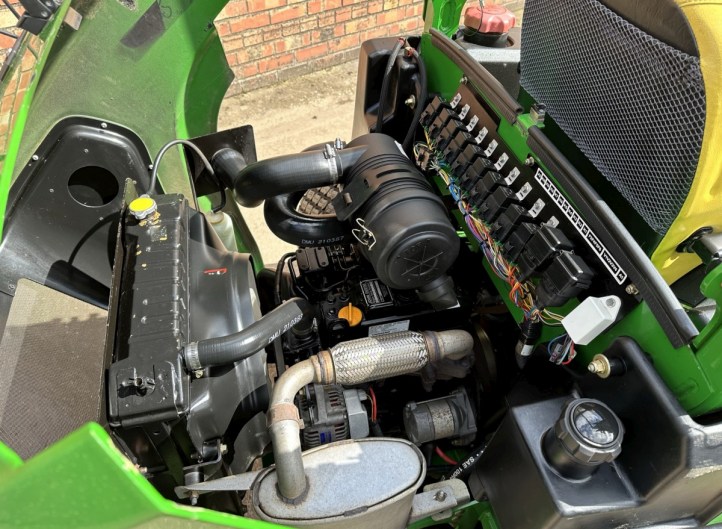 John Deere ZTrak 997