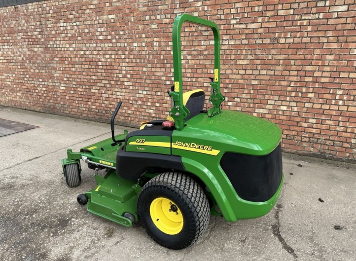 John Deere ZTrak 997