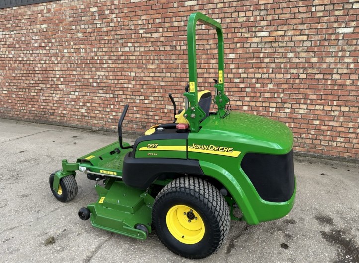 John Deere ZTrak 997