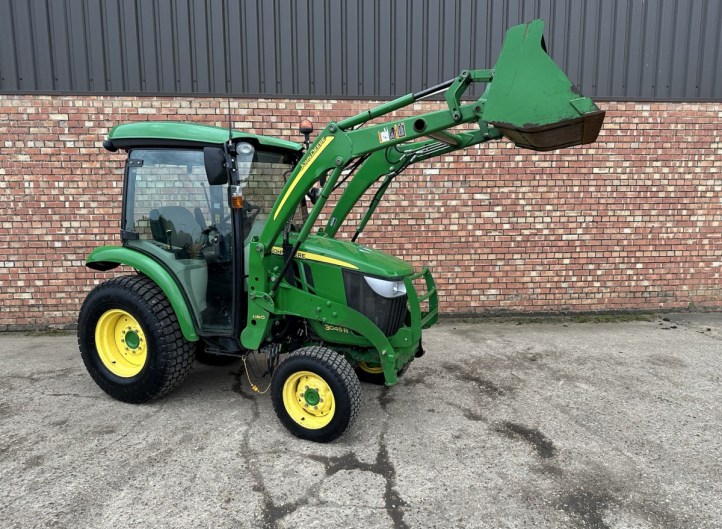 John Deere 3045R & H165 Front Loader