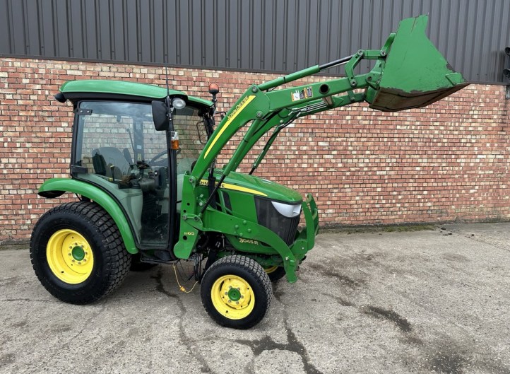 John Deere 3045R & H165 Front Loader