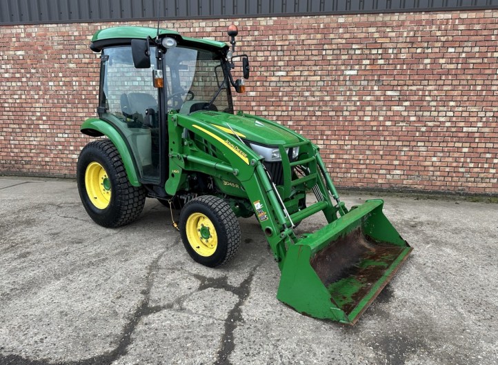 John Deere 3045R & H165 Front Loader