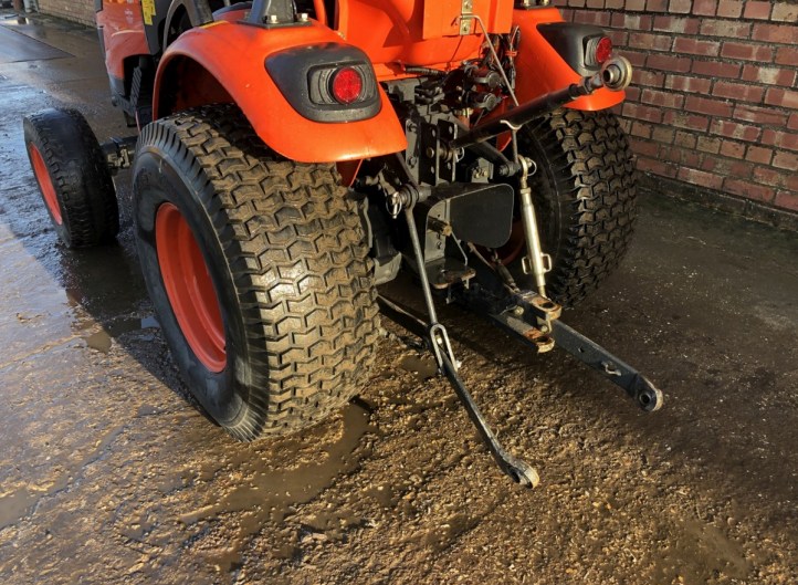 Kioti 2810H