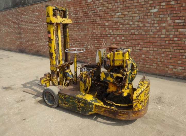 Automak Auto-Truck Forklift