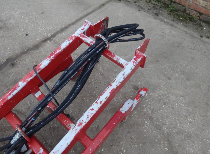 Kuhn Rear Drawbar