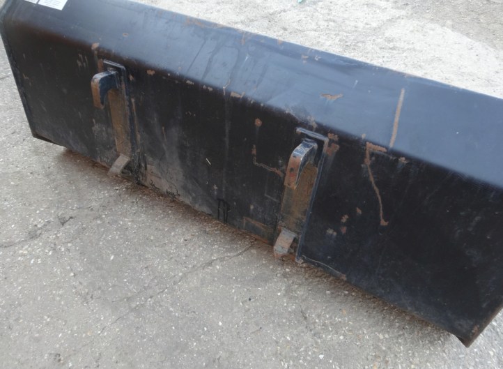Slewtic Bucket