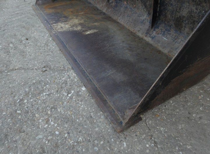 Slewtic Bucket