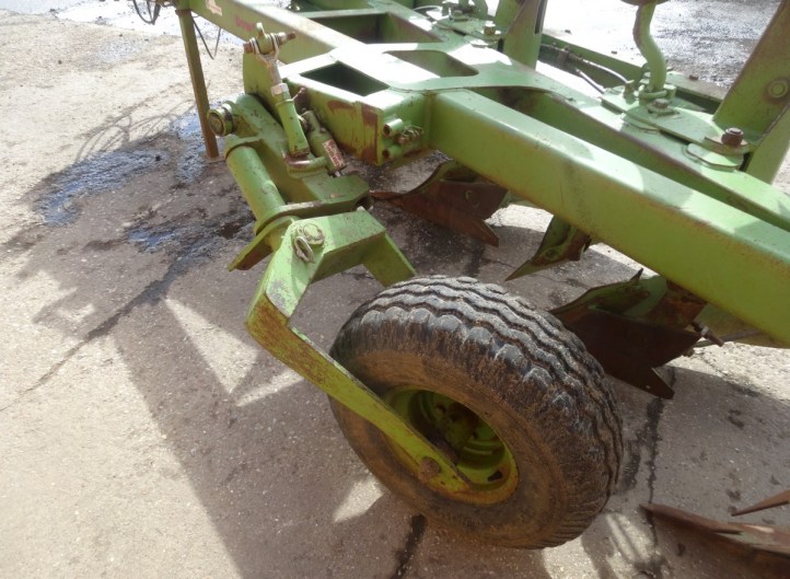 Dowdeswell DP120S