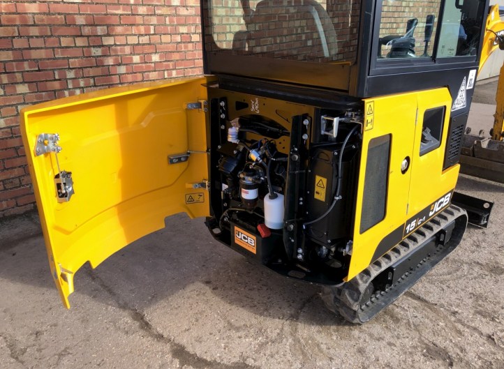 JCB 15C-1