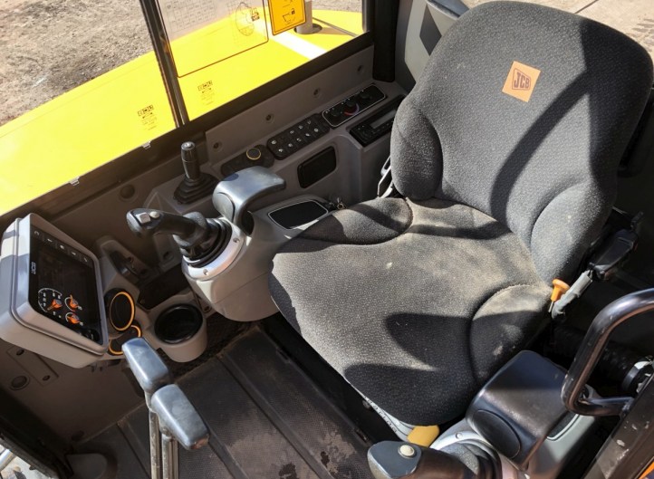 JCB 51 R-1