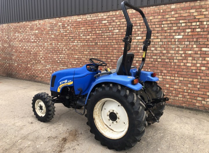 New Holland Boomer 2030