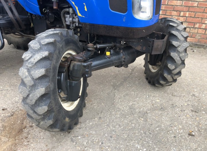 New Holland Boomer 2030