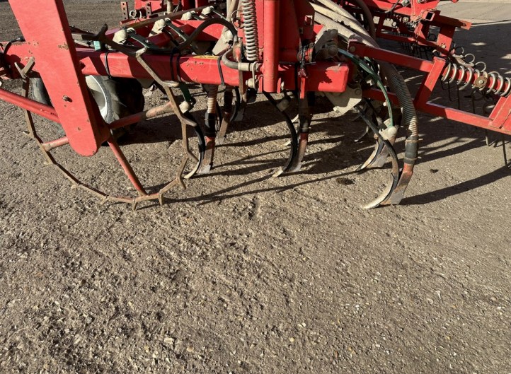 Kverneland TS Tine Drill