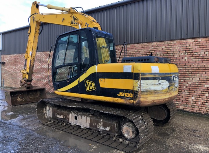 JCB JS130