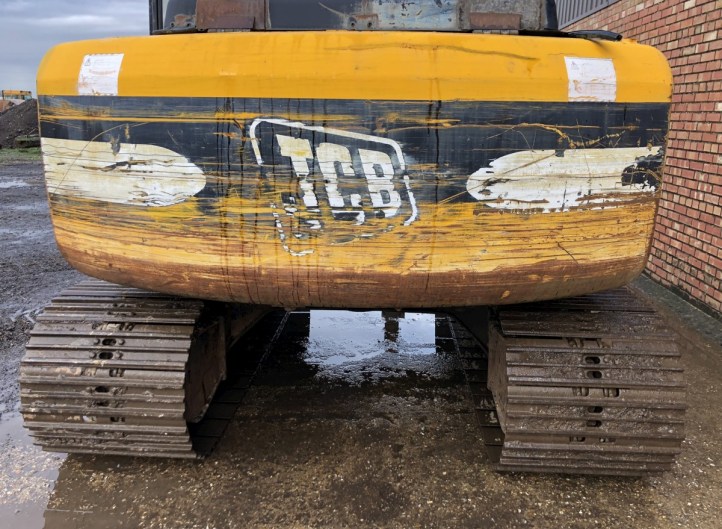 JCB JS130
