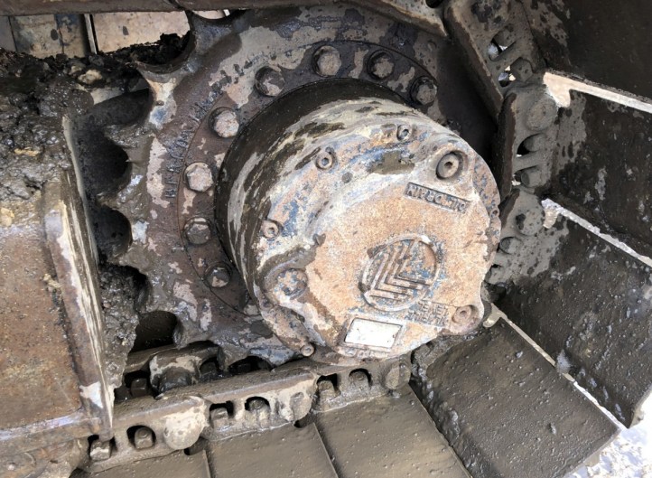 JCB JS130