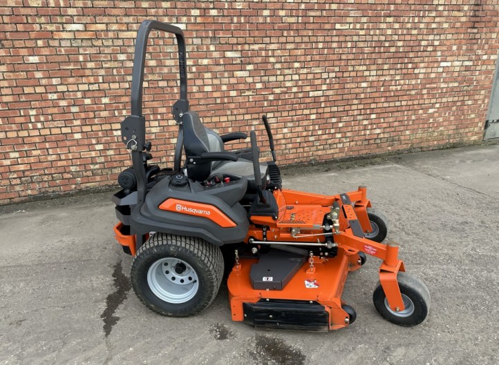 Husqvarna Z560 Zero Turn 