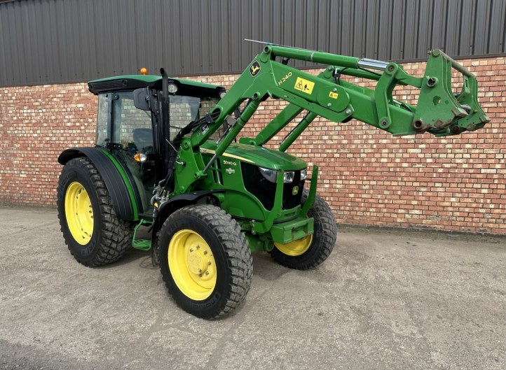 John Deere 5090G