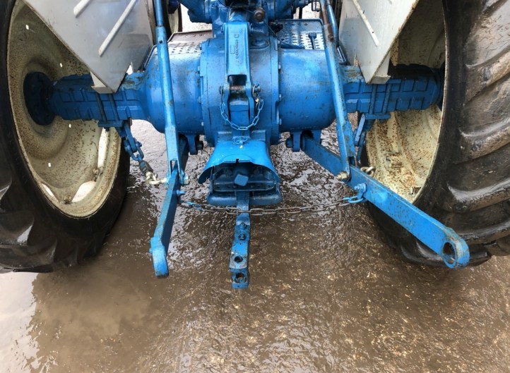 Ford 4000