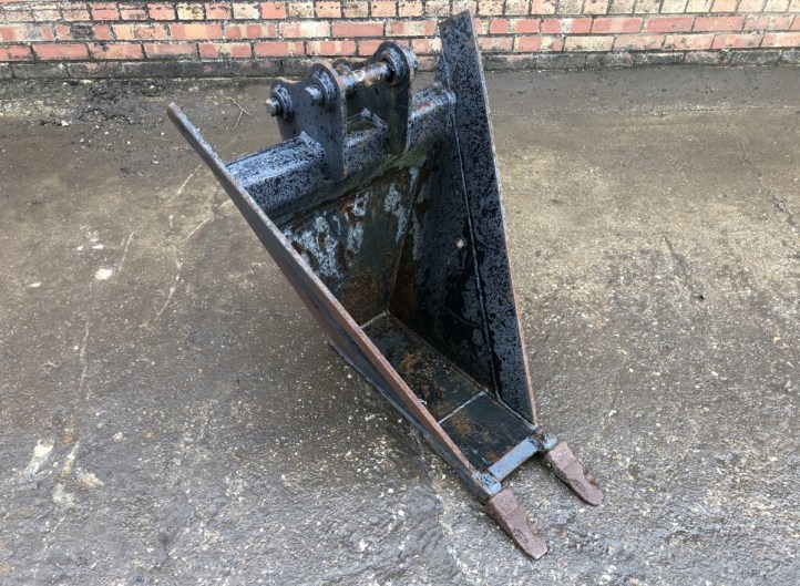 Bucket Warehouse V Bucket